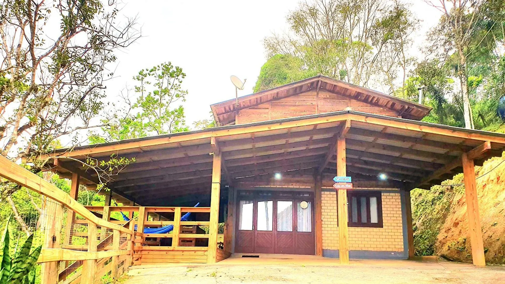 Casa Dos Alpes Com Jacuzzi Hidro E Lareira Apartment Santo Amaro da Imperatriz Brazil