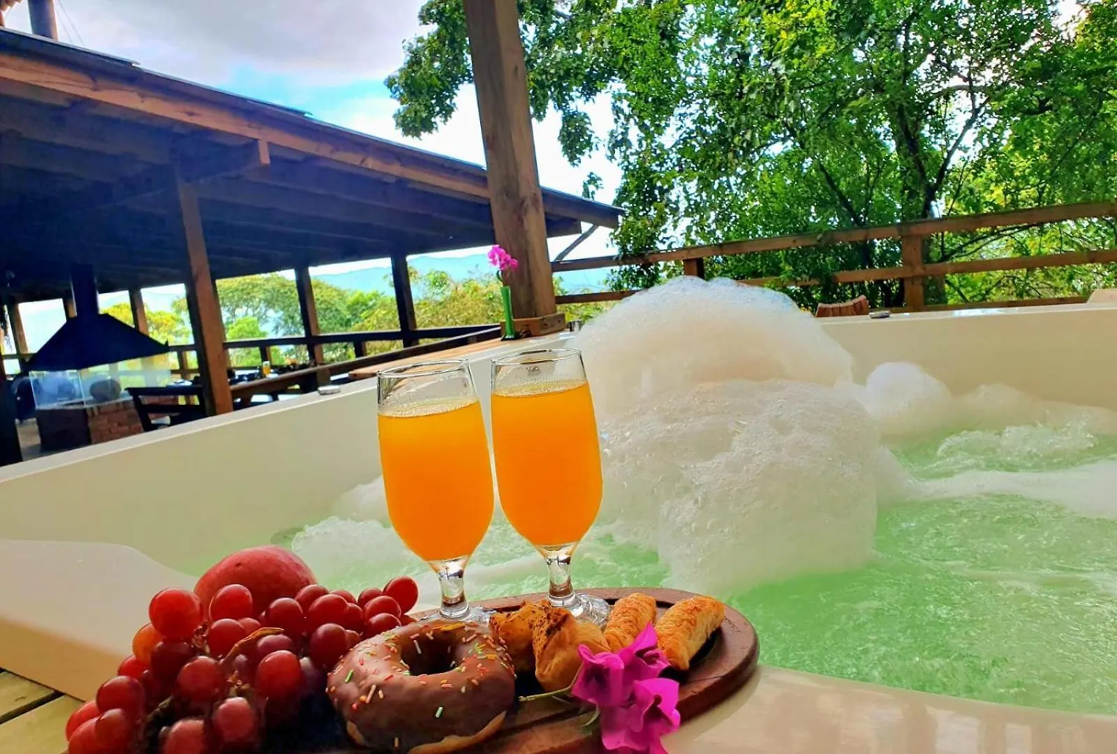 Casa Dos Alpes Com Jacuzzi Hidro E Lareira Apartment Santo Amaro da Imperatriz Brazil